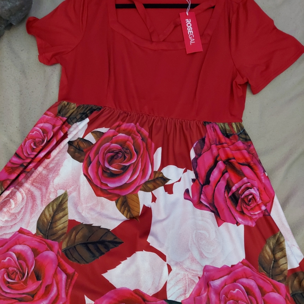 Red v Strap top